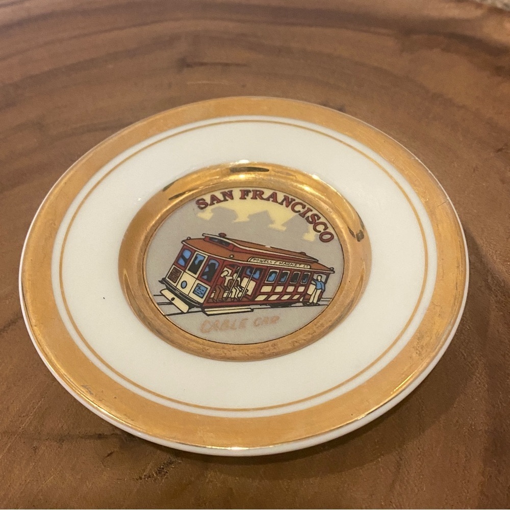 Vintage San Francisco cable car small trinket dish ring holder made in Japan‎